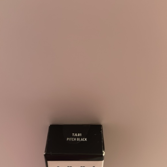 NYX Tres Jolie Gel Pencil Liner NIB PITCH BLACK - Picture 2 of 4